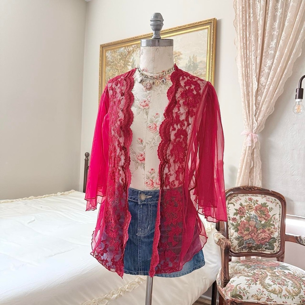 Vintage Red Lace Duster - Picture 2 of 3
